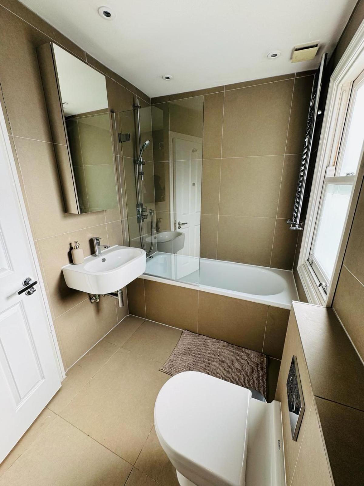 Apartament Stunning Flat In Chiswick Londyn Zewnętrze zdjęcie