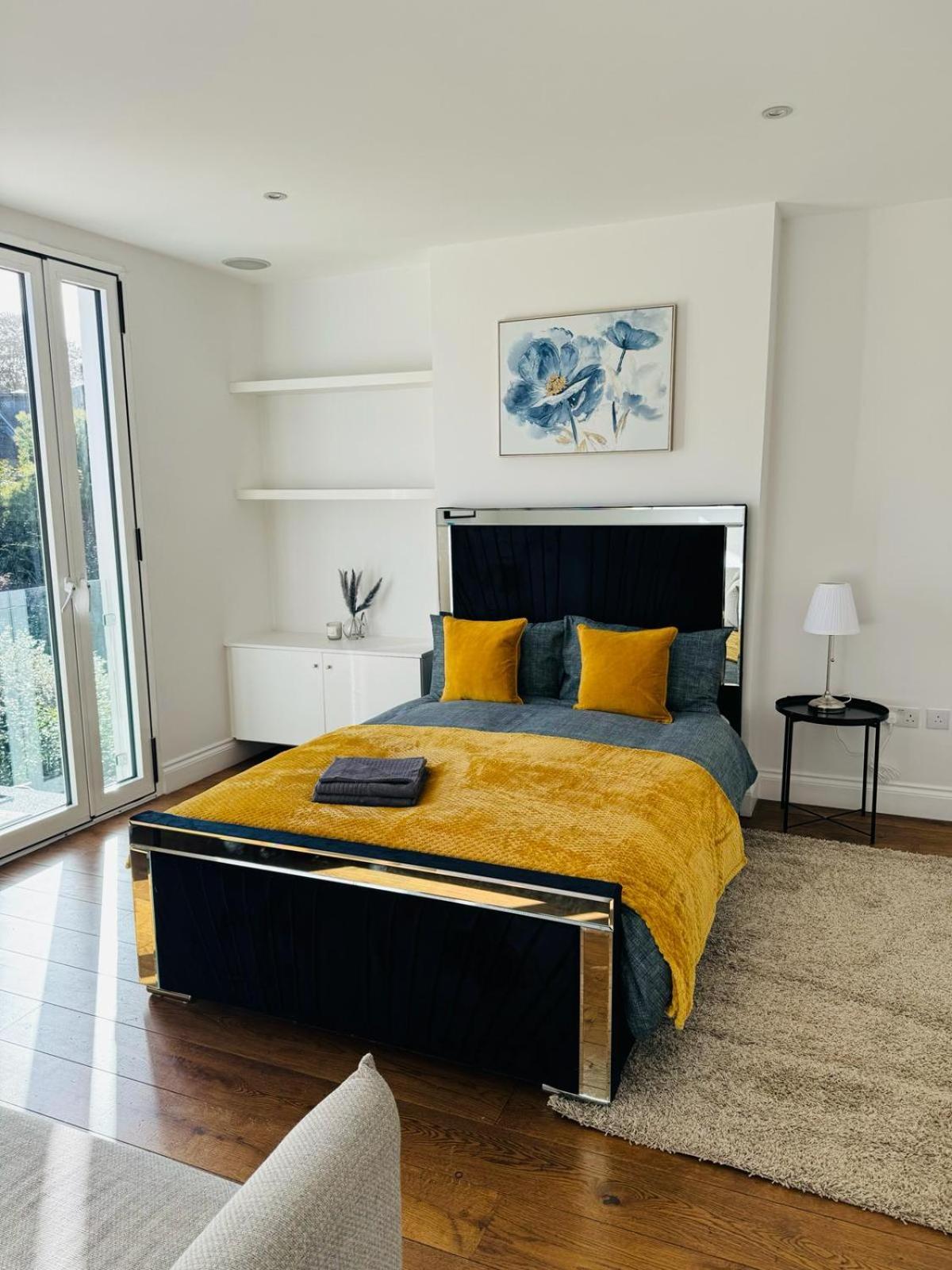 Apartament Stunning Flat In Chiswick Londyn Zewnętrze zdjęcie
