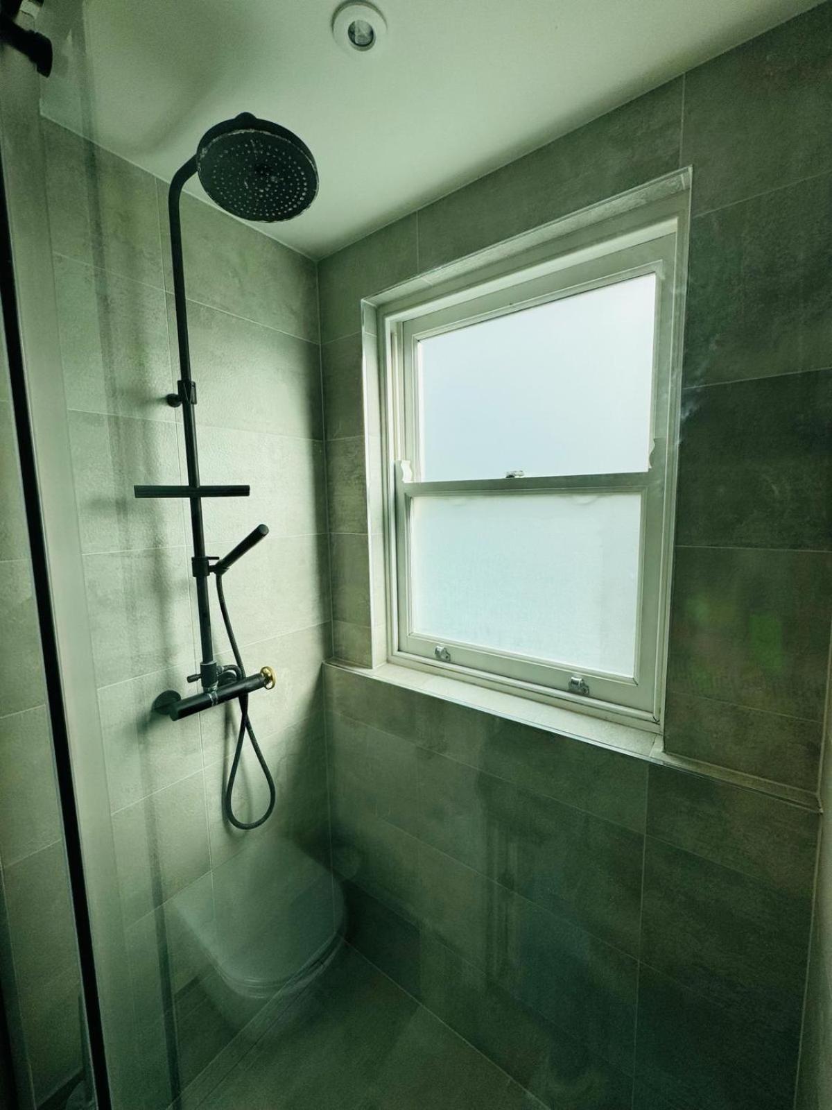 Apartament Stunning Flat In Chiswick Londyn Zewnętrze zdjęcie