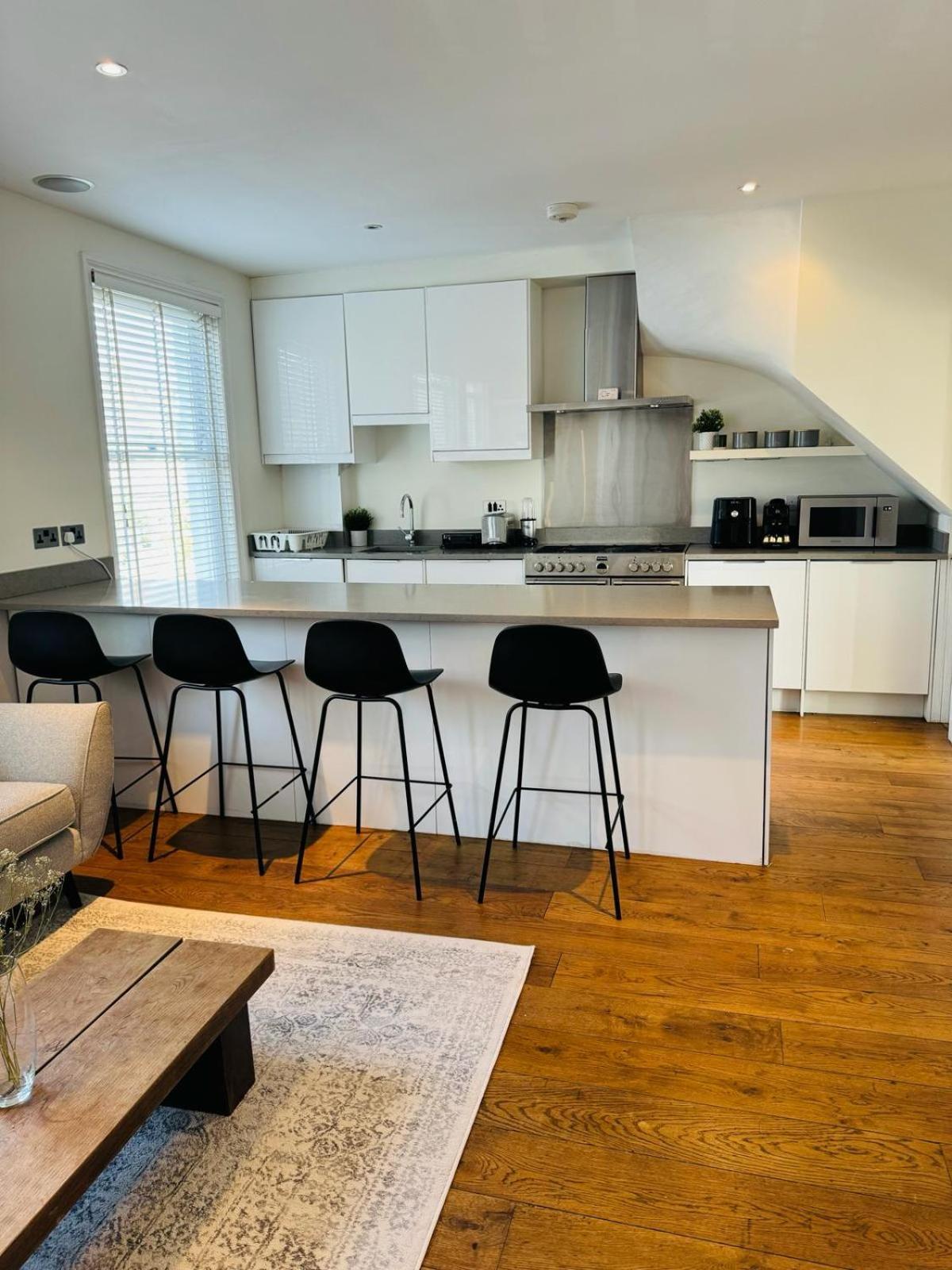 Apartament Stunning Flat In Chiswick Londyn Zewnętrze zdjęcie