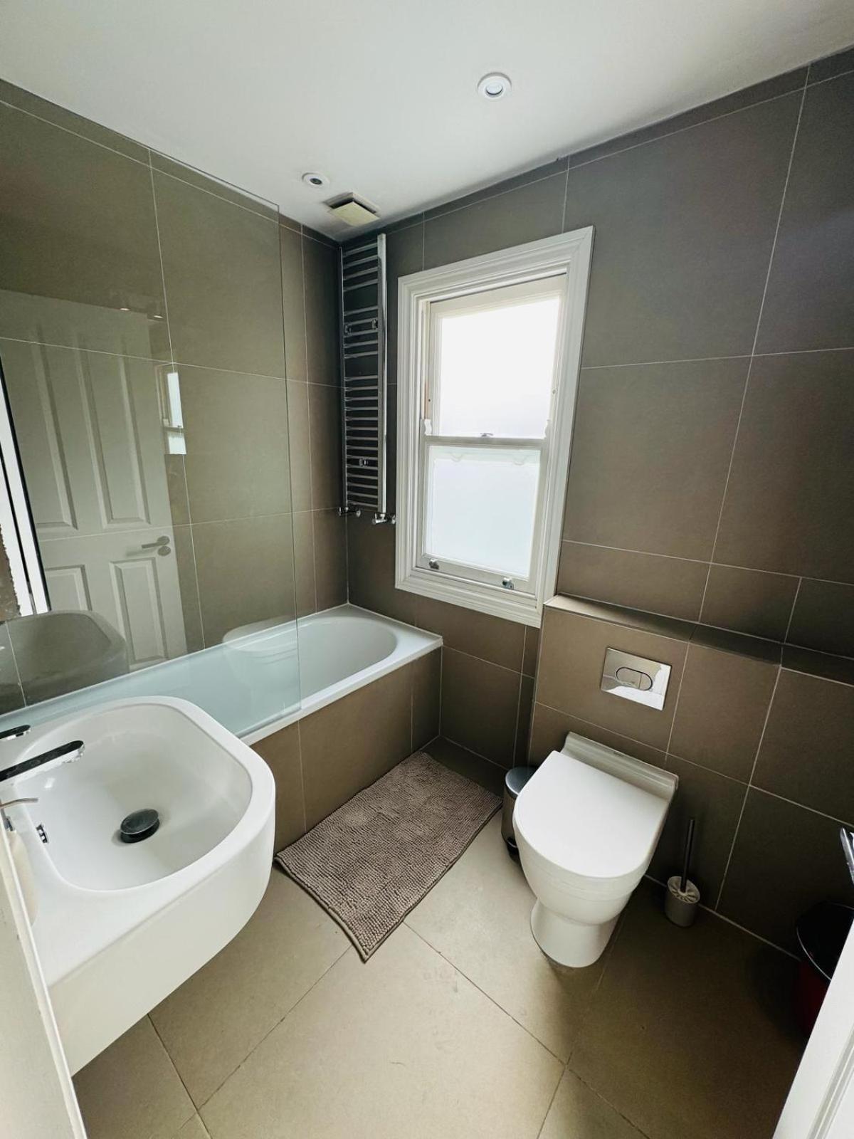 Apartament Stunning Flat In Chiswick Londyn Zewnętrze zdjęcie