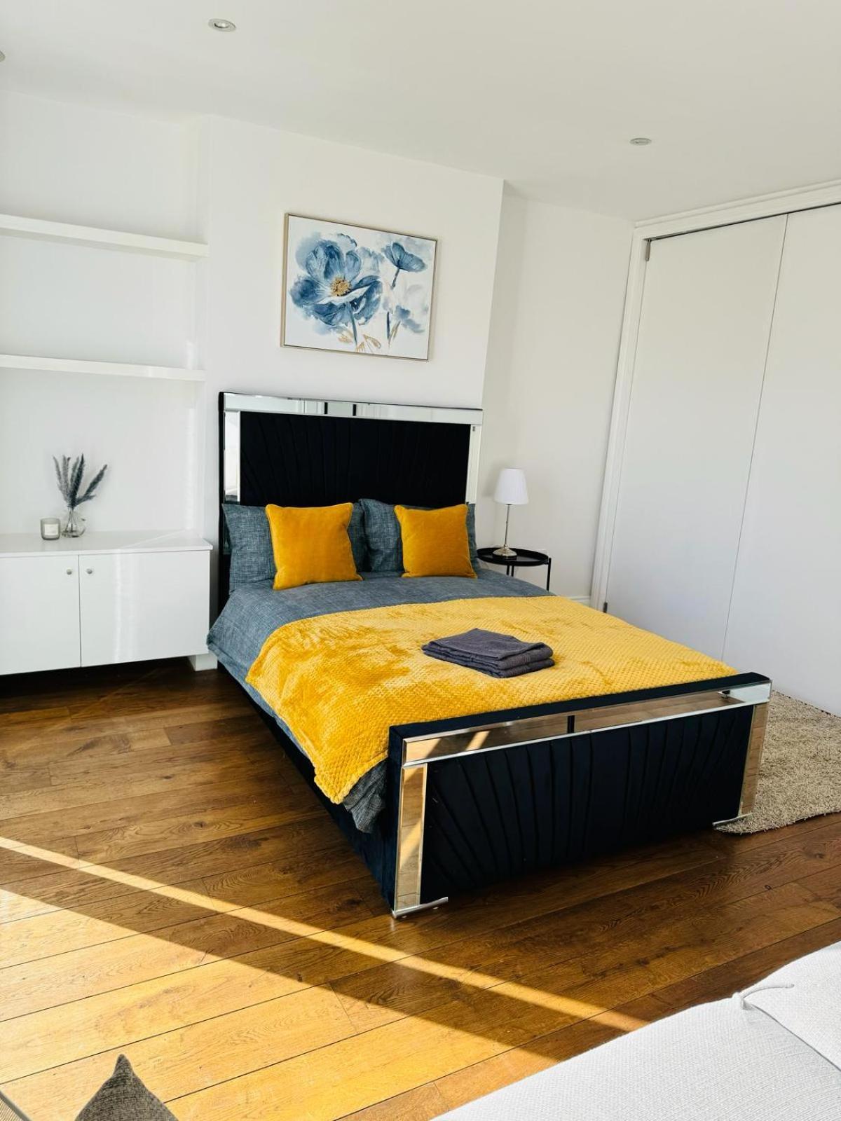 Apartament Stunning Flat In Chiswick Londyn Zewnętrze zdjęcie